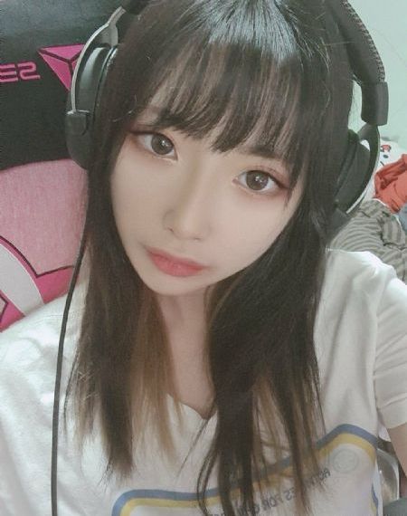 真人少妇高潮免费一级毛片_DVD免费电视剧