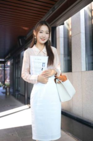 美女免费观看网站_BD国语电影在线观看