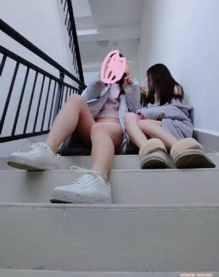 日女人的视频_4K在线观看视频